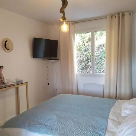 Guest house Ma Au Bord De L'eau