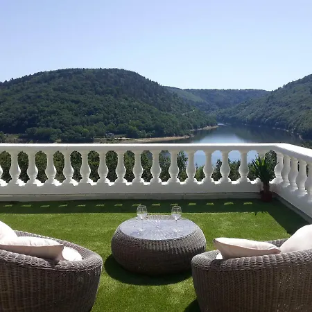 Ma Au Bord De L'eau Guest house