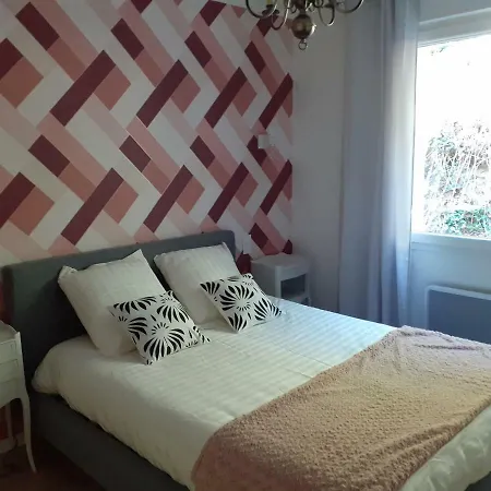 Ma Au Bord De L'eau Guest house Miremont (Puy-de-Dome)